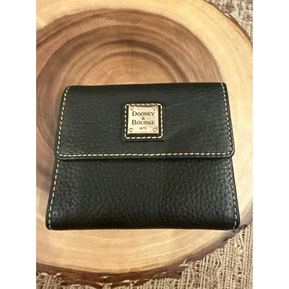 Dooney & Bourke Pebble Grain Leather Flap Zip Wallet BLACK Tri Fold